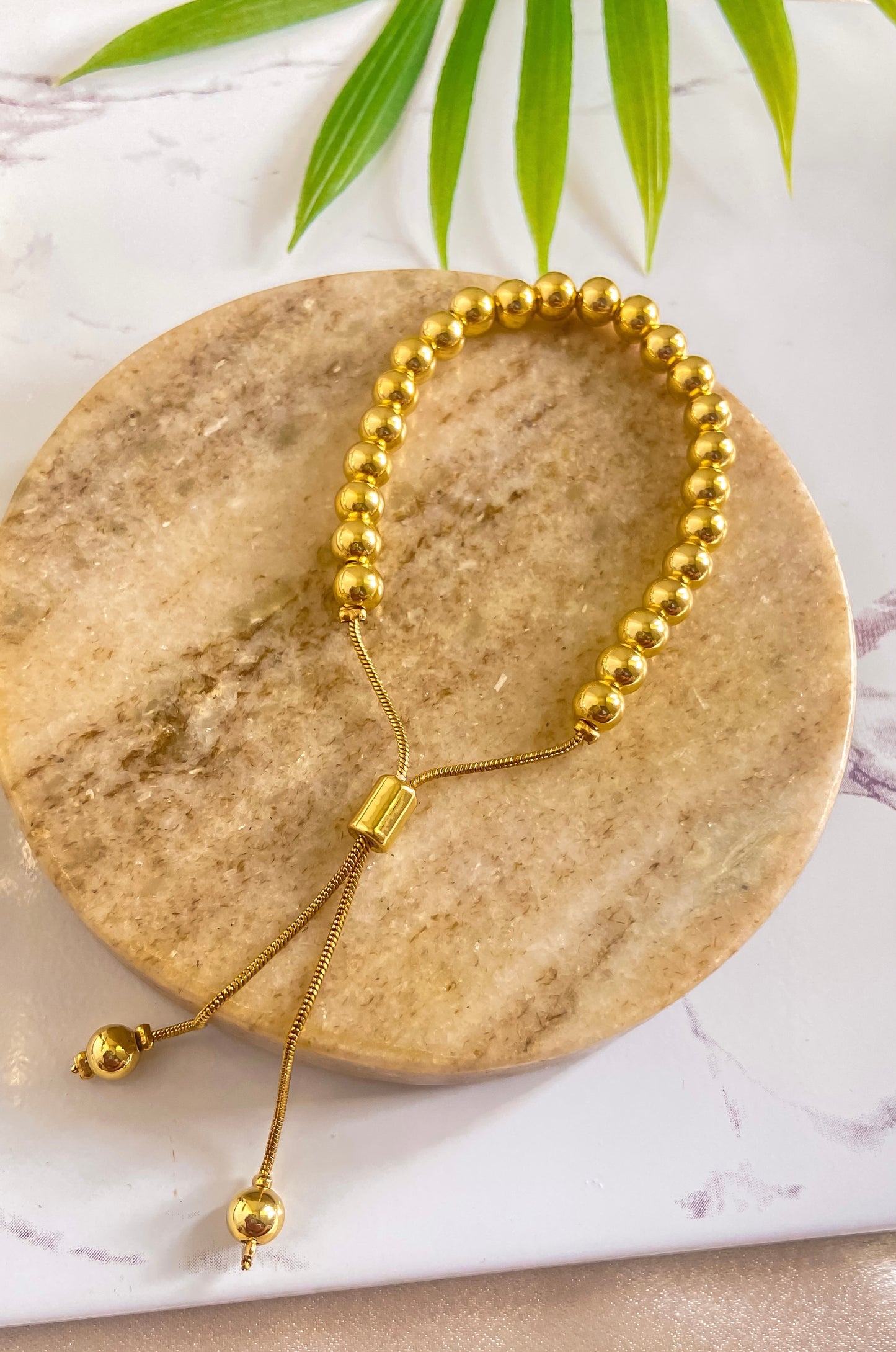 Gold beads bracelet